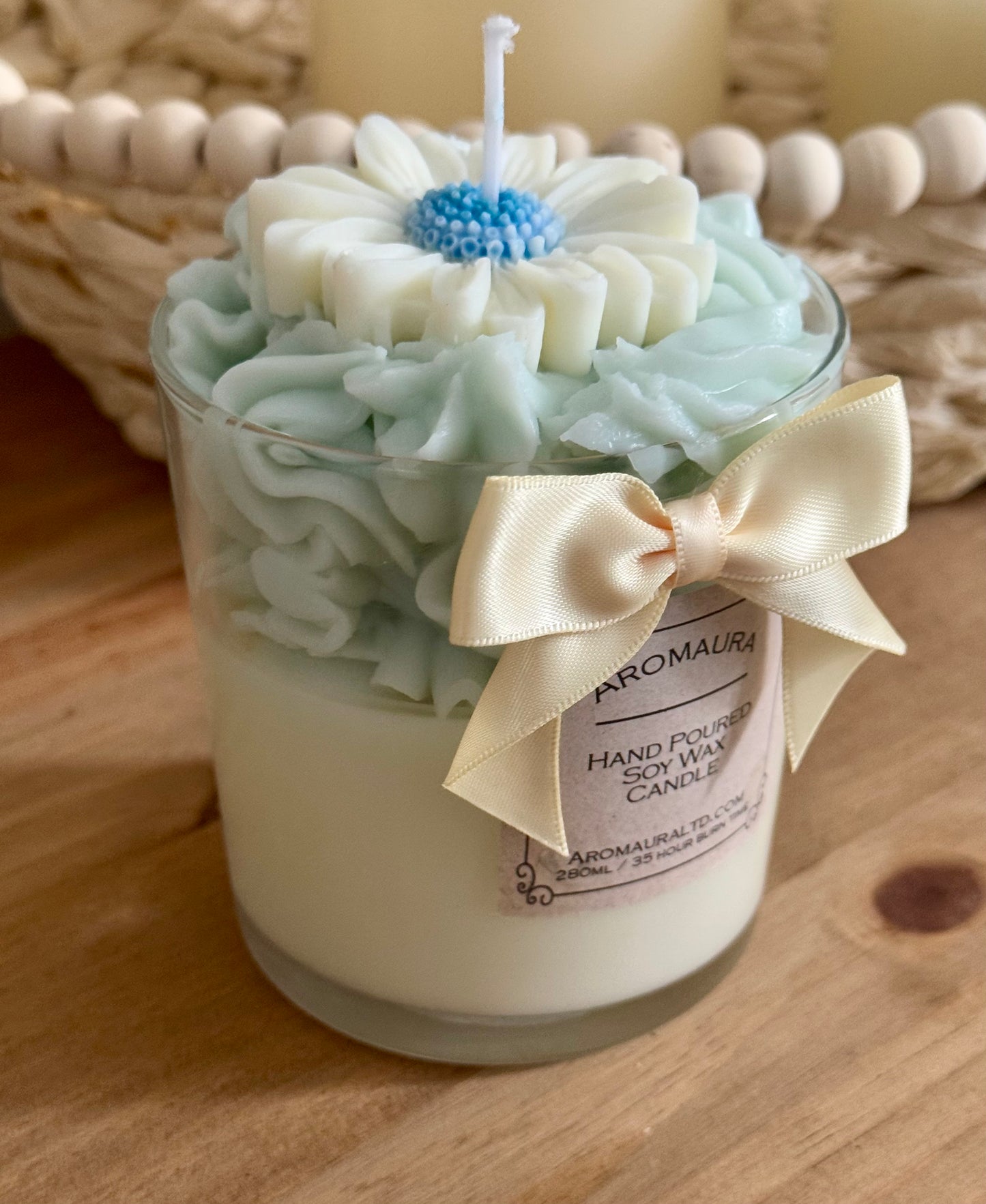 Whipped daisy candle blue