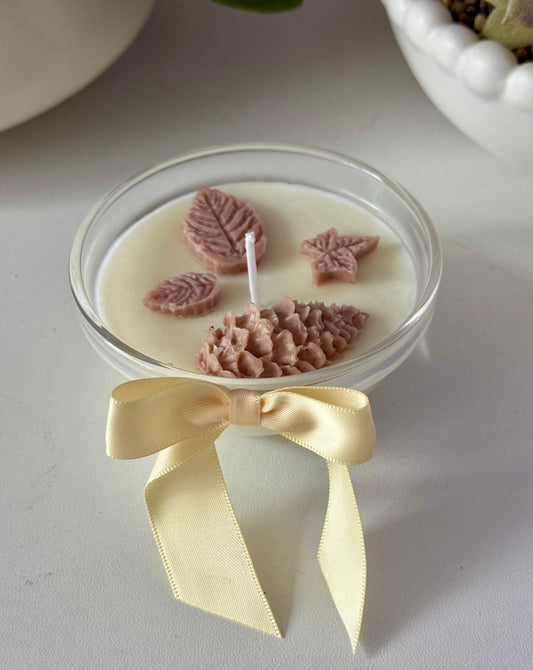 Autumn leaves candle