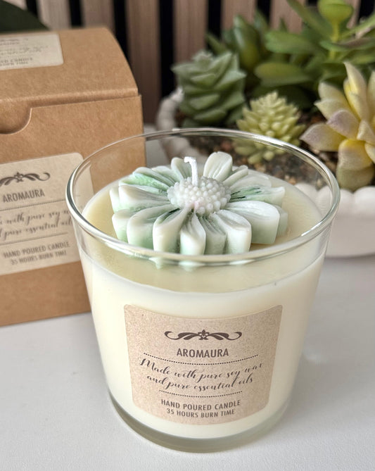 Green Daisy candle