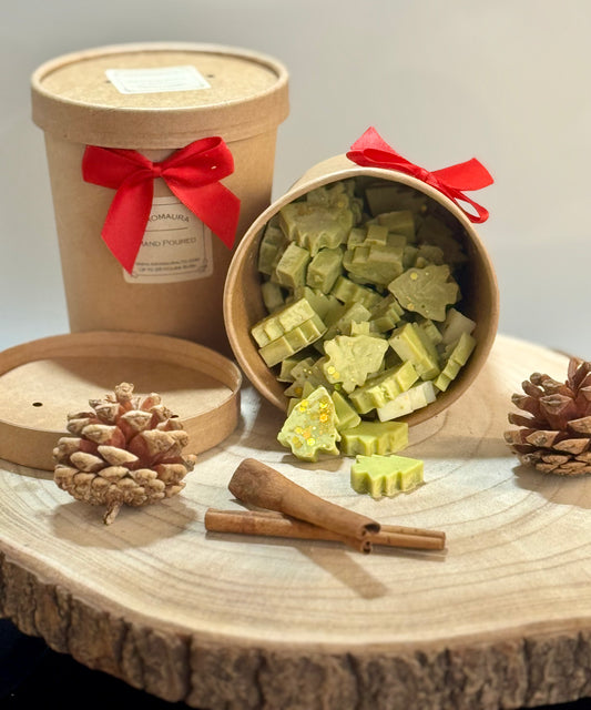 Tub of 72 Christmas tree wax melts