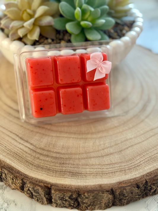Apple and cinnamon wax melts
